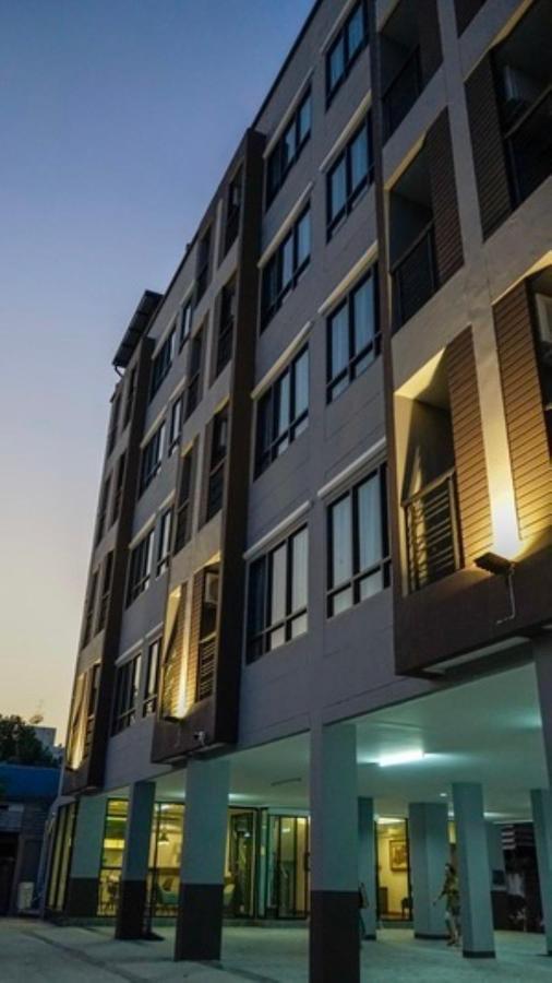 Plearnwan Deluxe Mansion Otel Bangkok Dış mekan fotoğraf